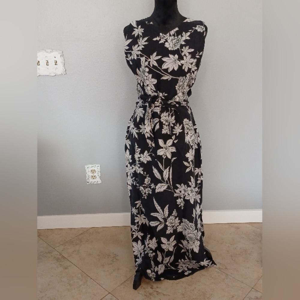 Tommy Bahama Fit to be Tied dress